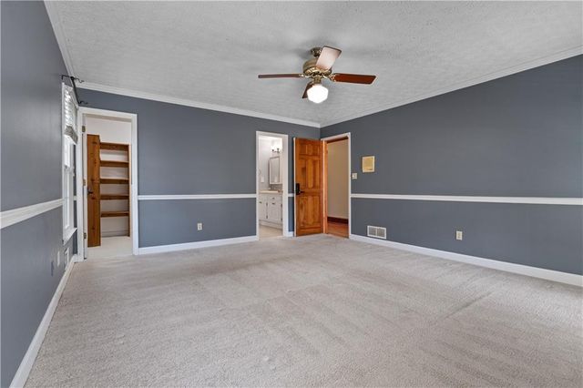 1105 Wedgewood Drive, Fayetteville, GA 30214