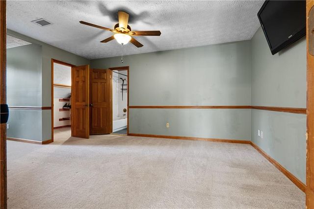 1105 Wedgewood Drive, Fayetteville, GA 30214