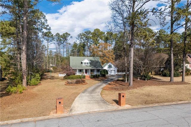 1105 Wedgewood Drive, Fayetteville, GA 30214