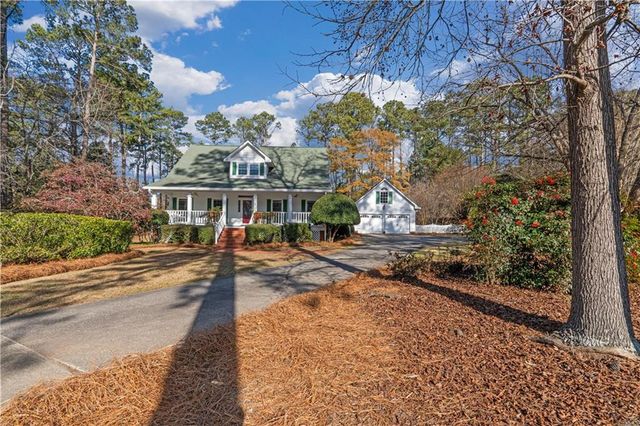 1105 Wedgewood Drive, Fayetteville, GA 30214