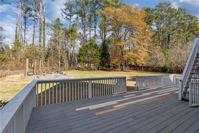 1105 Wedgewood Drive, Fayetteville, GA 30214