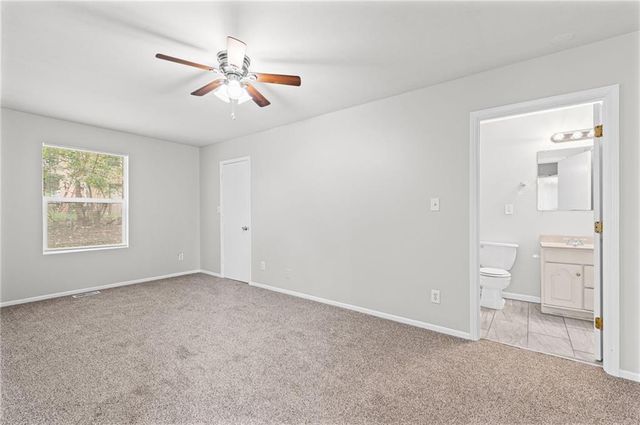 11400 E 11TH Street S, Independence, MO 64054