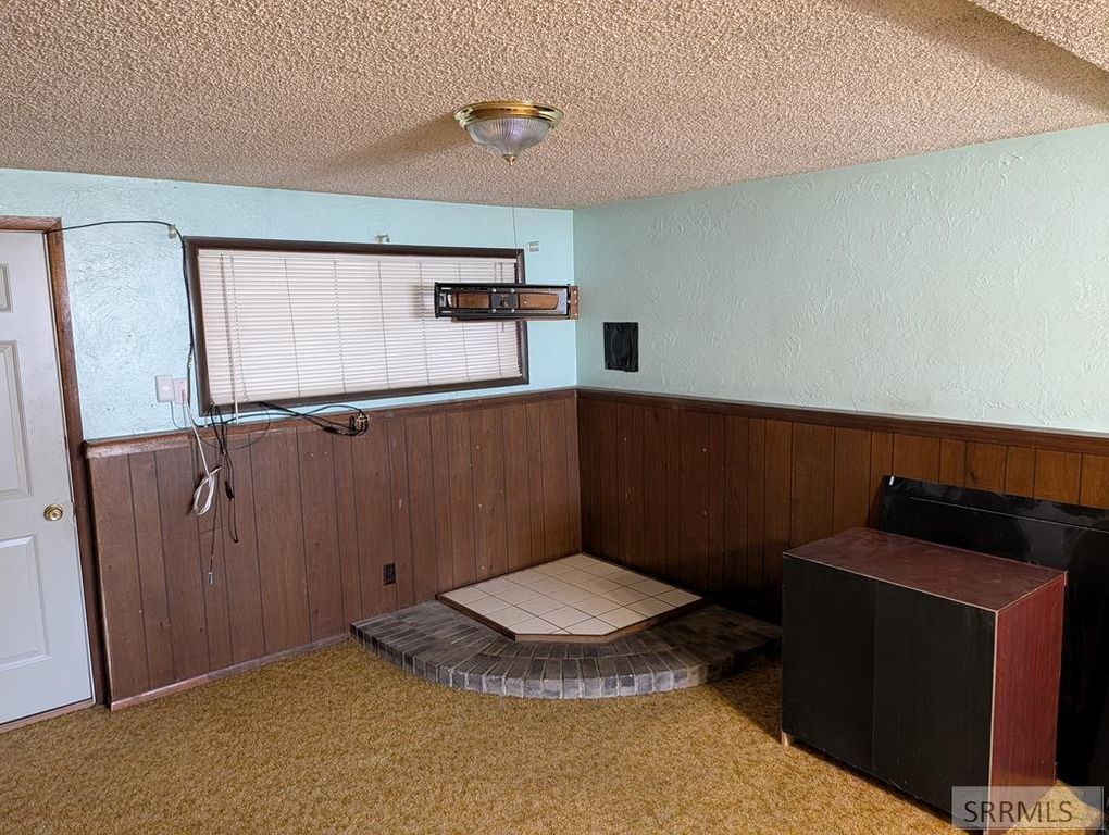 Image 13 of property listing at 2206 Meadow Street, Idaho Falls, ID 83401