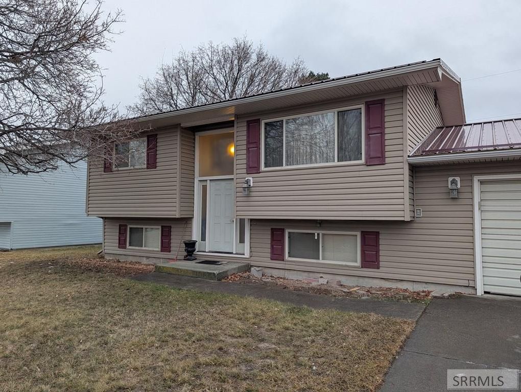 Image 20 of property listing at 2206 Meadow Street, Idaho Falls, ID 83401