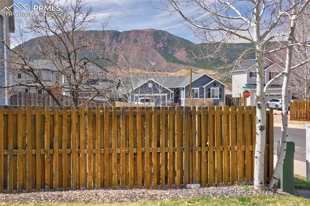 17220 Mountain Lake Drive, Monument, CO 80132