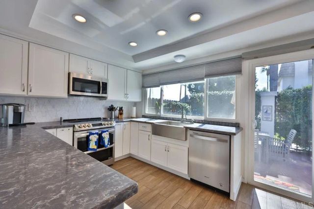 79 half moon bend, Coronado, CA 92118