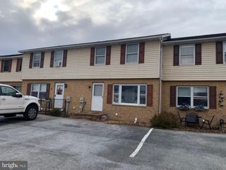 18 NINTH W, Waynesboro, PA 17268