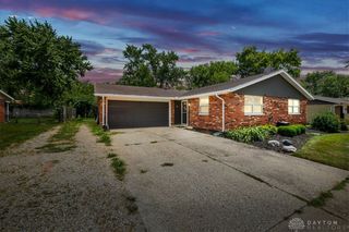 5132 Waverly Street, Mad River Twp, OH 45324