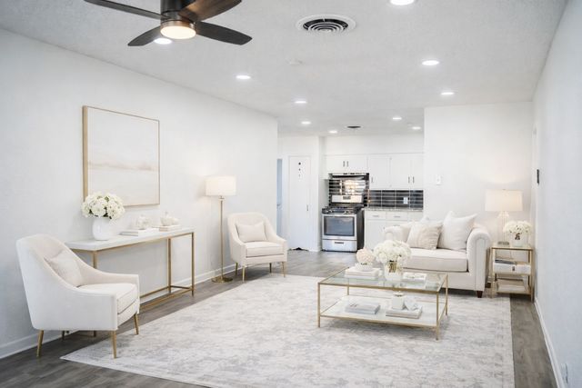 1014 Lucille Street, Irving, TX 75060