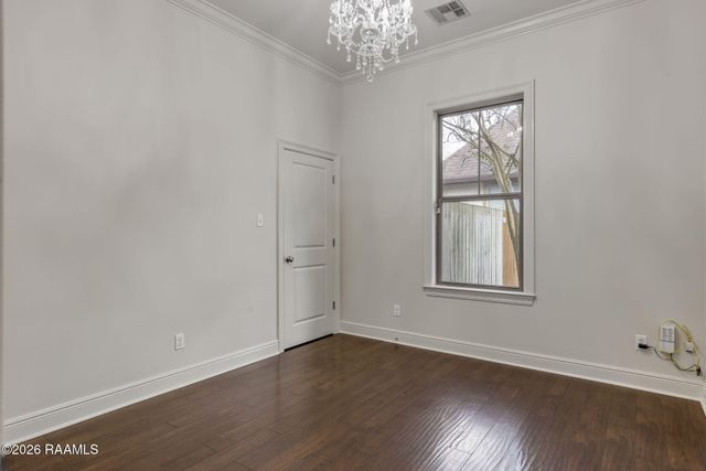 203 Cane Creek Drive, Broussard, LA 70518