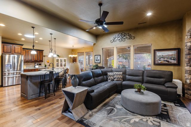 2056 S GREAT BASIN DR, Washington, UT 84780