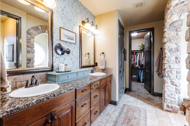 2056 S GREAT BASIN DR, Washington, UT 84780