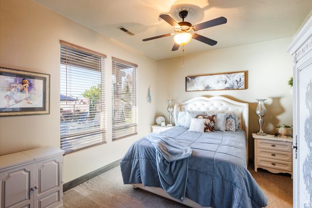 2056 S GREAT BASIN DR, Washington, UT 84780