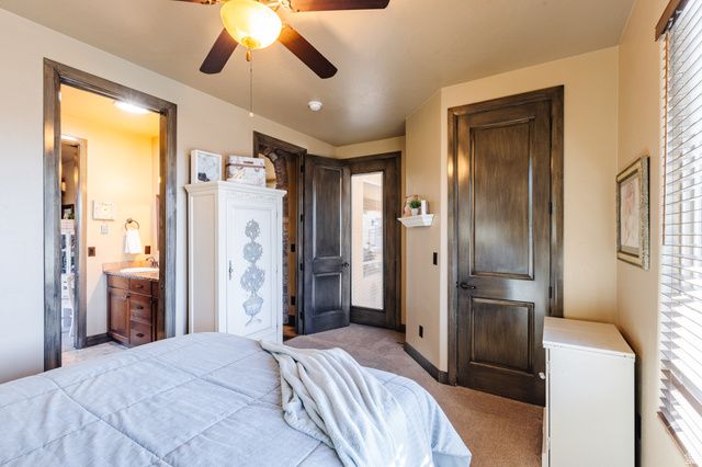 2056 S GREAT BASIN DR, Washington, UT 84780