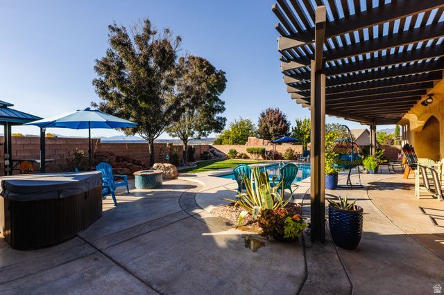 2056 S GREAT BASIN DR, Washington, UT 84780