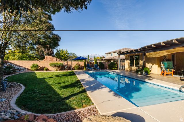 2056 S GREAT BASIN DR, Washington, UT 84780