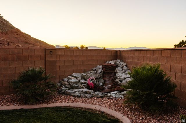 2056 S GREAT BASIN DR, Washington, UT 84780