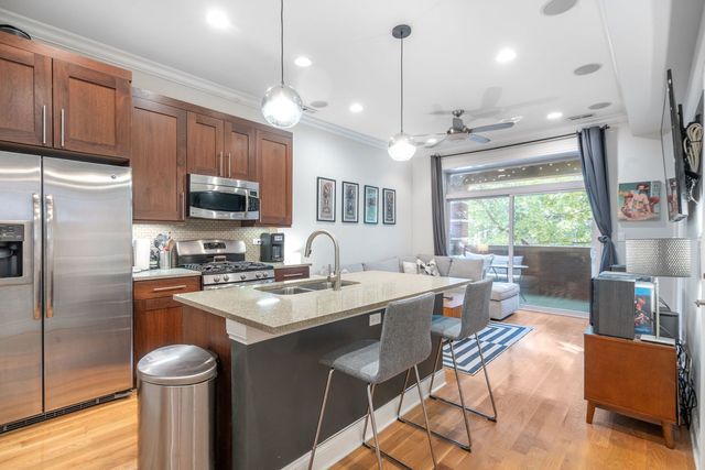 2624 W RICE Street 2F, Chicago, IL 60622