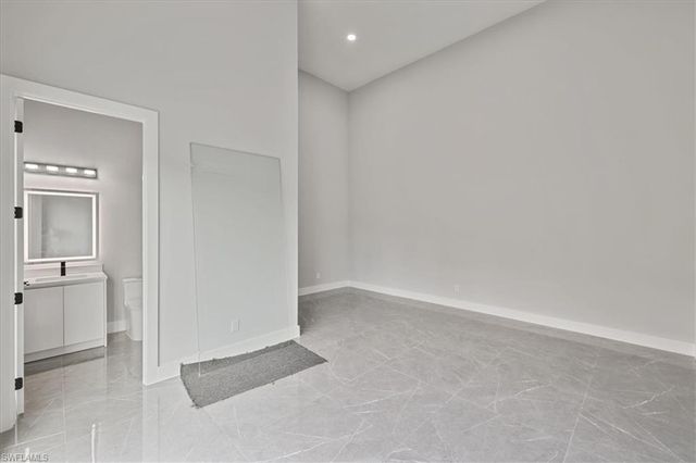 607 NW 7th ST, Cape Coral, FL 33993