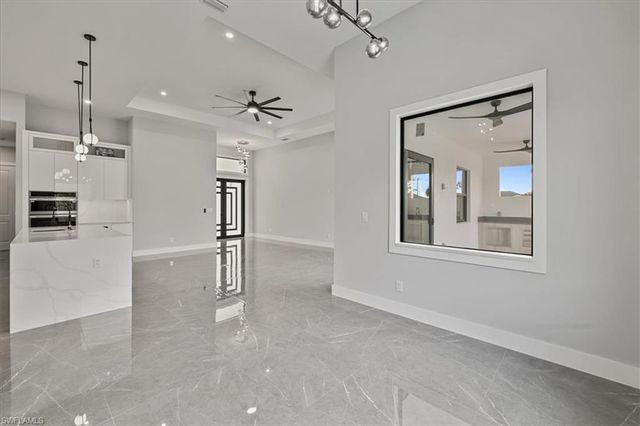 607 NW 7th ST, Cape Coral, FL 33993