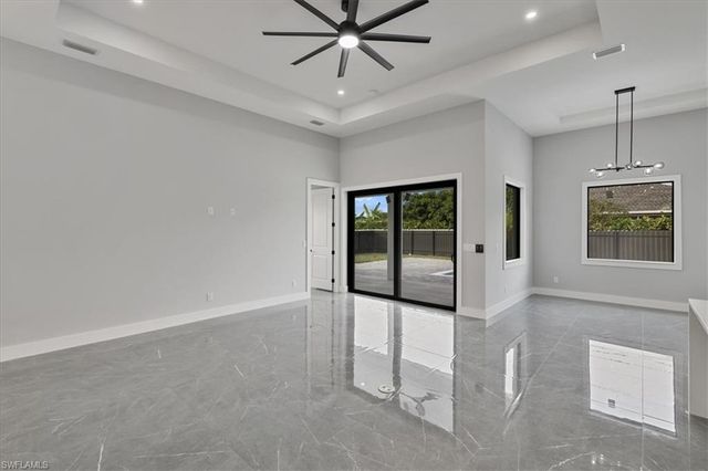 607 NW 7th ST, Cape Coral, FL 33993