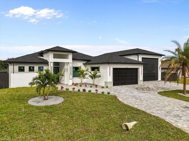 607 NW 7th ST, Cape Coral, FL 33993