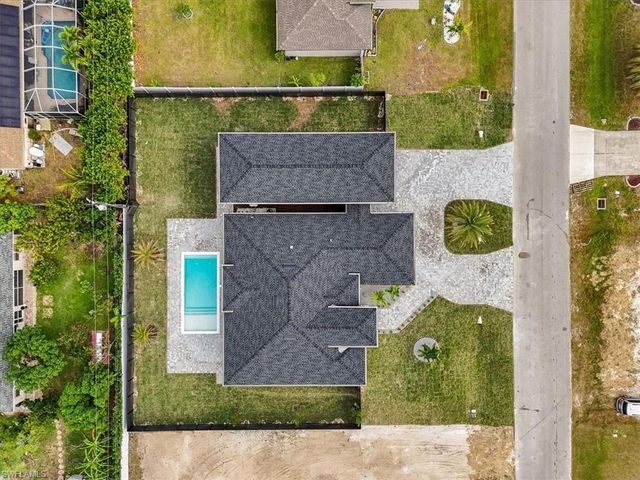 607 NW 7th ST, Cape Coral, FL 33993