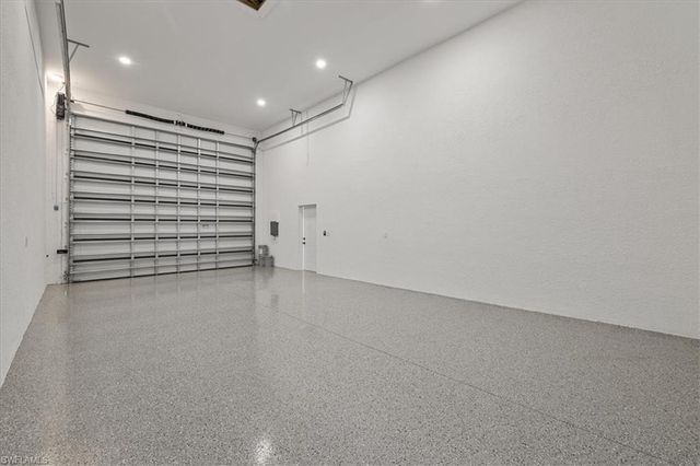 607 NW 7th ST, Cape Coral, FL 33993