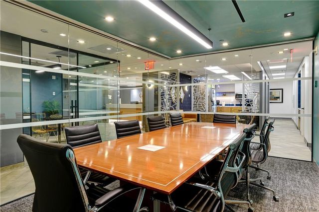 420 E Lexington Avenue, New York (manhattan), NY 10170