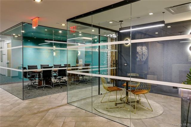 420 E Lexington Avenue, New York (manhattan), NY 10170