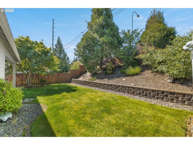 5867 Se SNOWBERRY Ct, Hillsboro, OR 97123