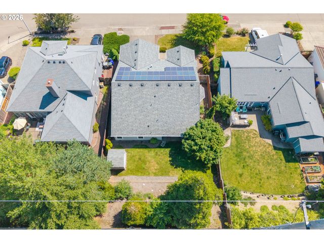 5867 Se SNOWBERRY Ct, Hillsboro, OR 97123