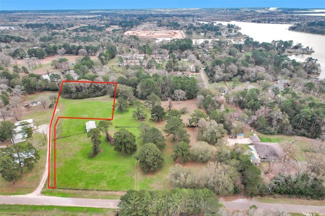 Lot 3 Paradise Point, Willis, TX 77318