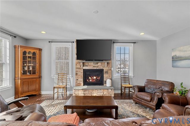 5800 Sterlingworth Dr, Chesterfield, VA 23120