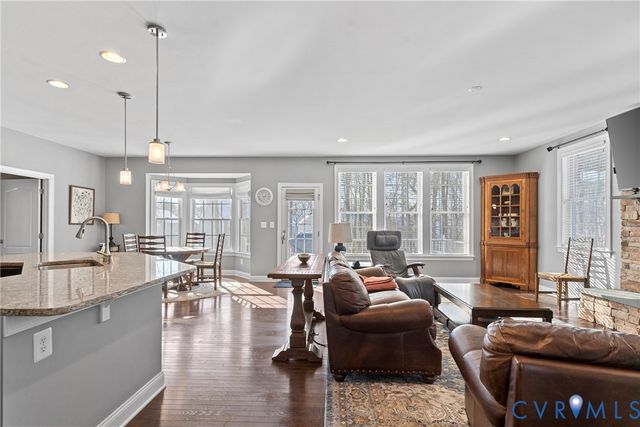 5800 Sterlingworth Dr, Chesterfield, VA 23120