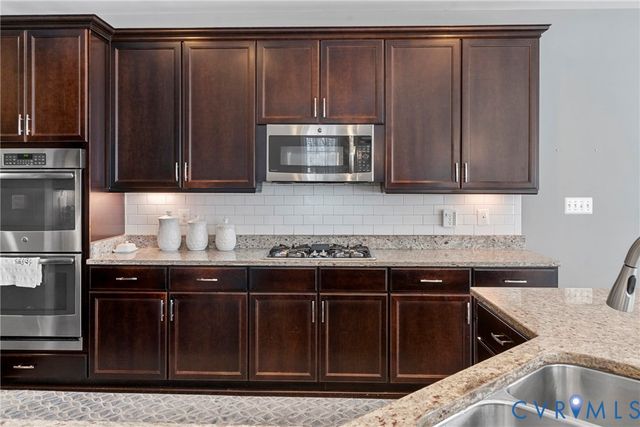 5800 Sterlingworth Dr, Chesterfield, VA 23120