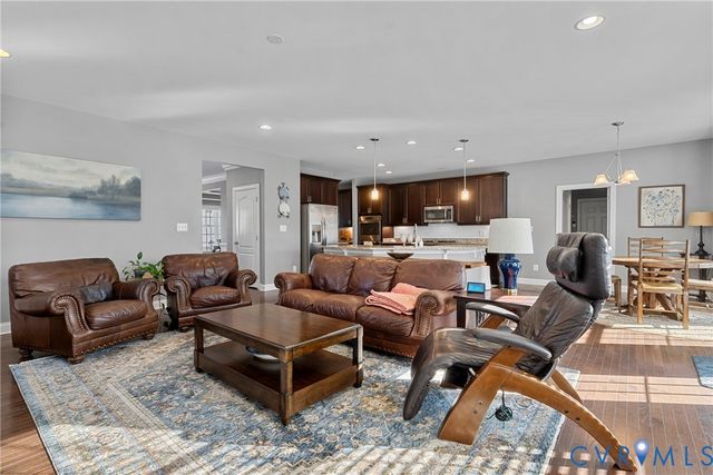 5800 Sterlingworth Dr, Chesterfield, VA 23120