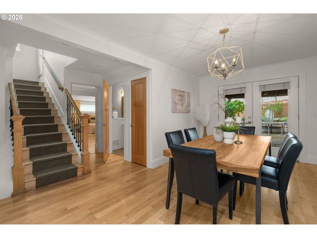 430 9TH St, Lake Oswego, OR 97034