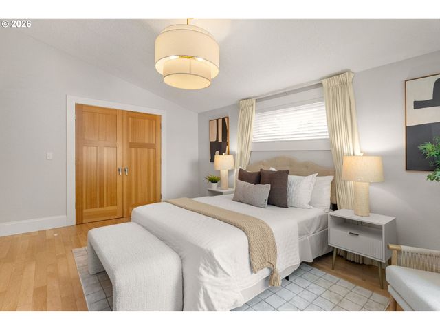 430 9TH St, Lake Oswego, OR 97034