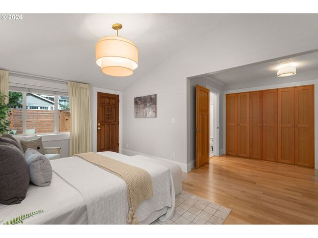 430 9TH St, Lake Oswego, OR 97034