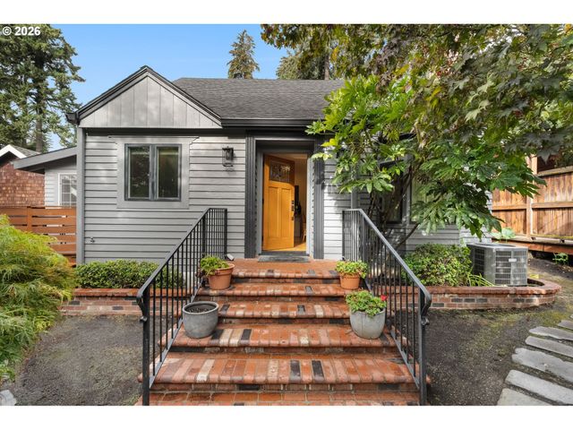 430 9TH St, Lake Oswego, OR 97034