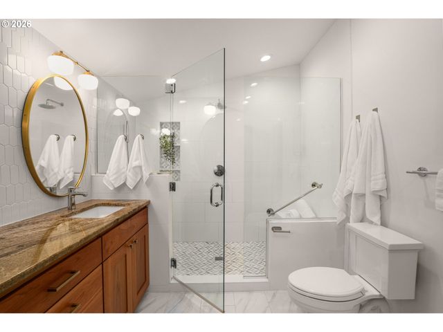 430 9TH St, Lake Oswego, OR 97034