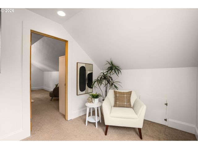 430 9TH St, Lake Oswego, OR 97034