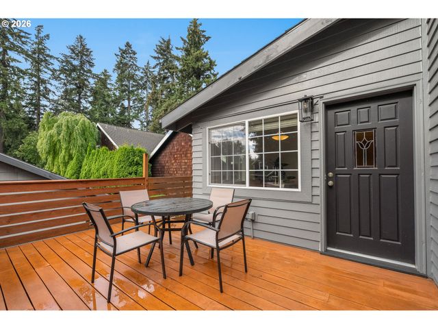 430 9TH St, Lake Oswego, OR 97034