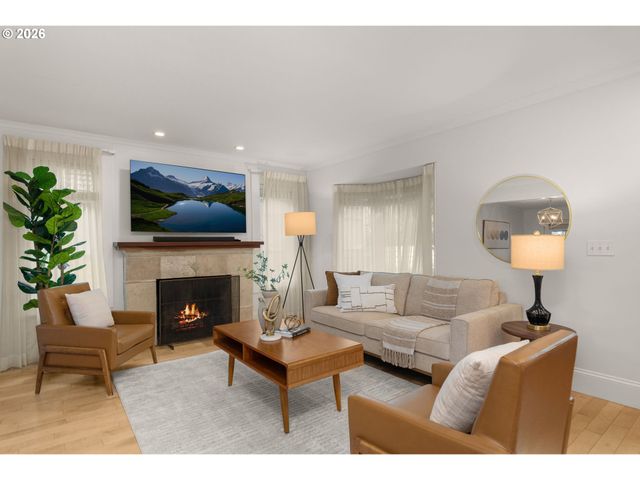 430 9TH St, Lake Oswego, OR 97034