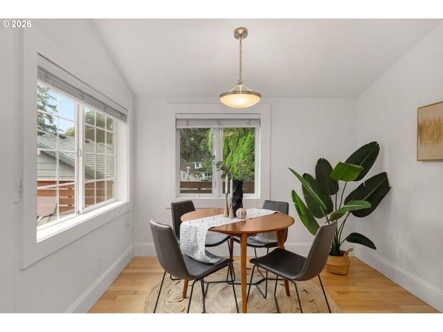 430 9TH St, Lake Oswego, OR 97034