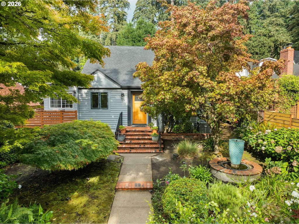 430 9TH St, Lake Oswego, OR 97034