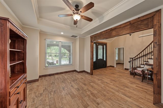 1800 Trail Lake Drive, Euless, TX 76039