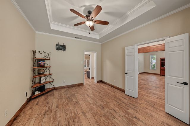 1800 Trail Lake Drive, Euless, TX 76039