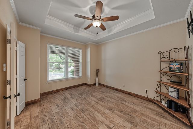 1800 Trail Lake Drive, Euless, TX 76039